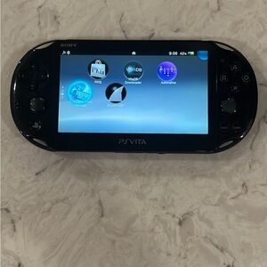Sony Ps Vita 2001 lots of games